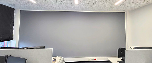 Graue Wand bemalt vom Malerfachbetrieb Epping